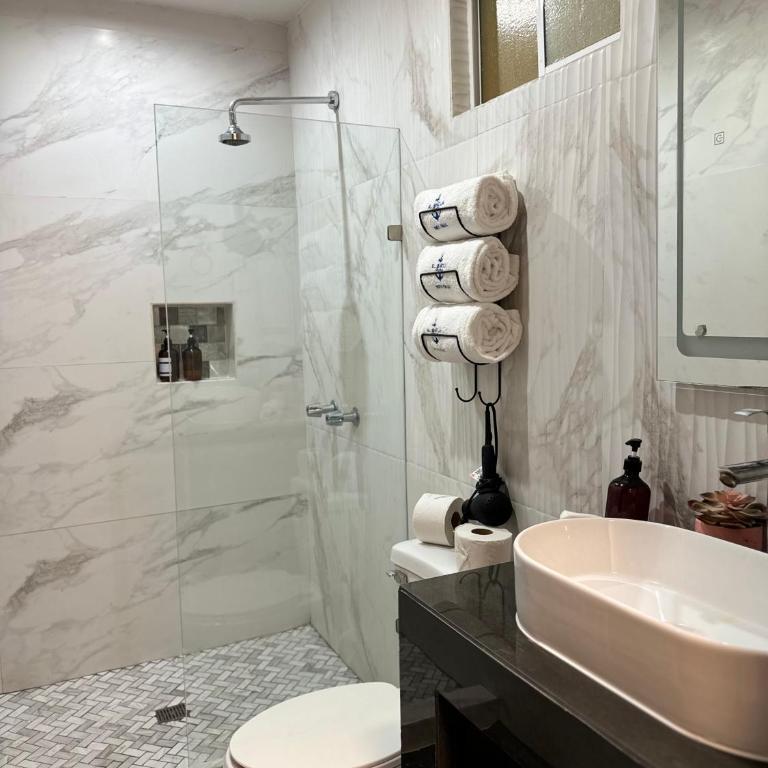 Ancla Suites - Two-Bedroom Deluxe Apartment - 8