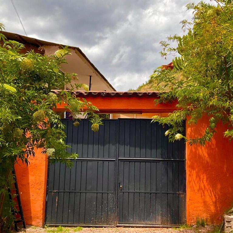 Authentic Peruvian home with gorgeous patio - One-Bedroom House - 6