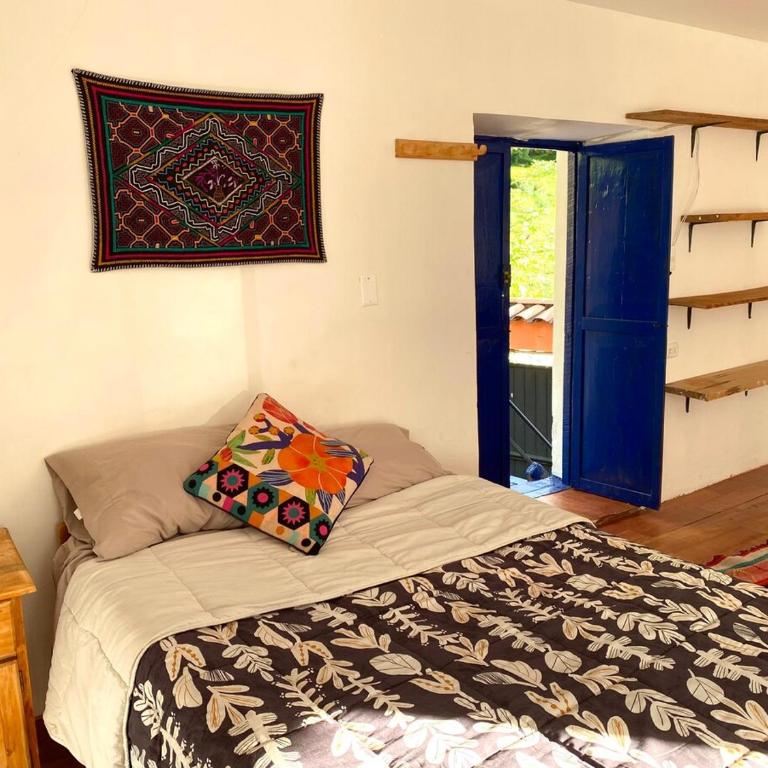 Authentic Peruvian home with gorgeous patio - One-Bedroom House - 13