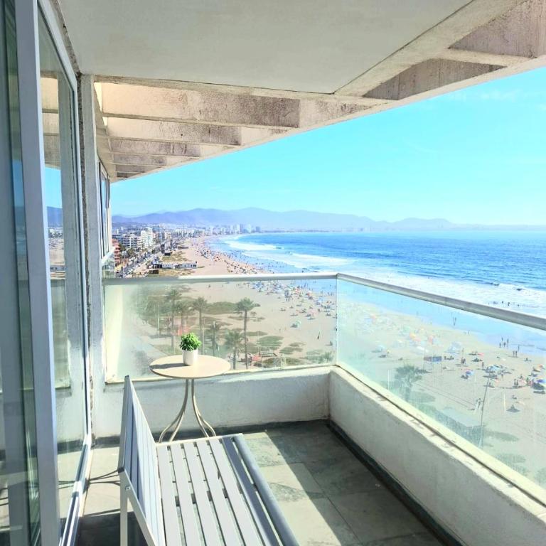 Primera línea frente al mar, wifi y estacionamiento - Two-Bedroom Apartment - 16