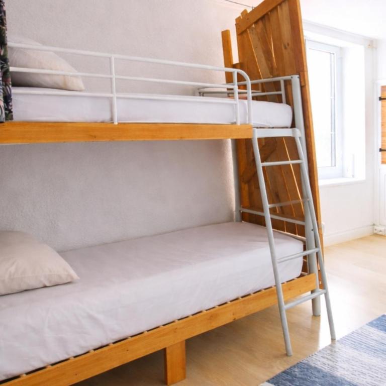 SURF HOSTEL BIARRITZ - Lit Simple dans Dortoir de 4 Lits - 5