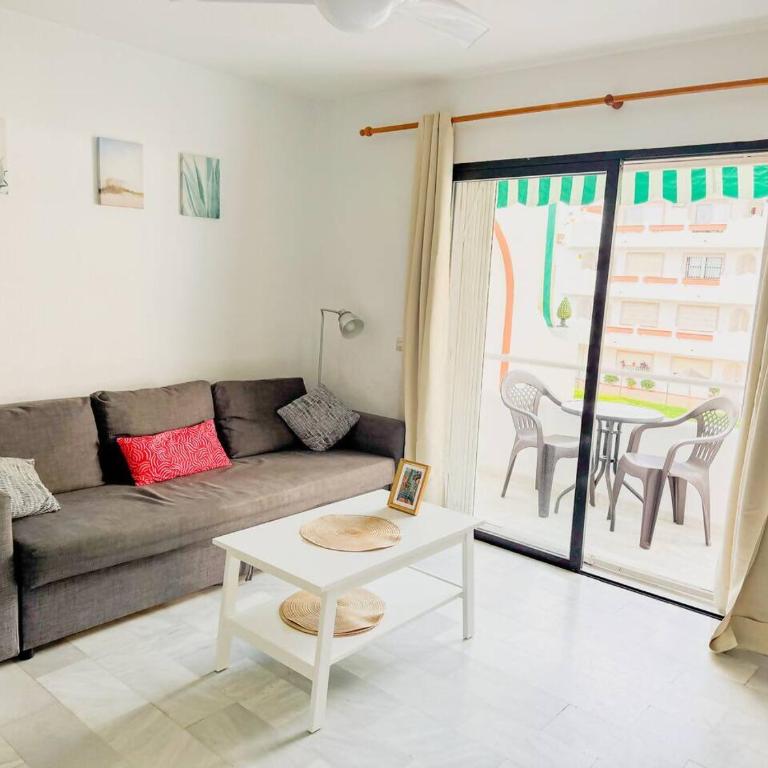 Torremolinos: Quiet 1bedroom with pool & sea views - Apartamento de 1 dormitorio - 22
