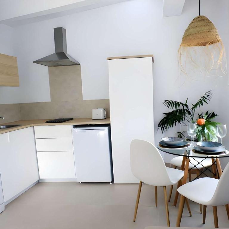 Le Petit Casa con Piscina Privada - Casa - 11