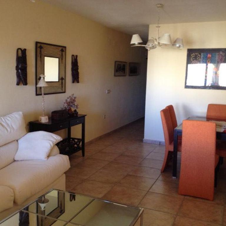 Ático Beach Jardines - Three-Bedroom Apartment - 12