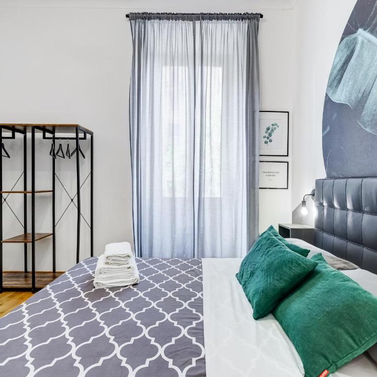 6 - Guest stay by Colosseum - Appartamento con 2 Camere da Letto - 90
