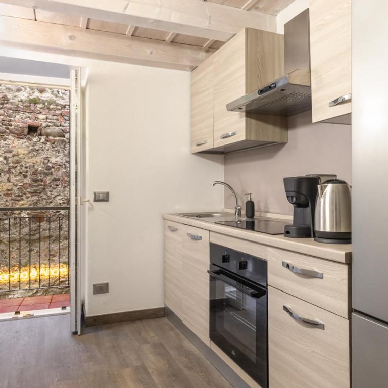 Vallum Collection - ULTRALIGHT HOME - One-Bedroom Apartment - 1
