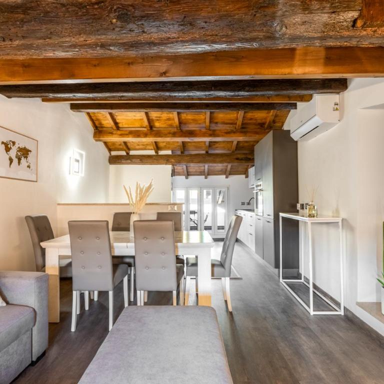 Vallum Collection - ULTRALIGHT HOME - Two-Bedroom Apartment - 2
