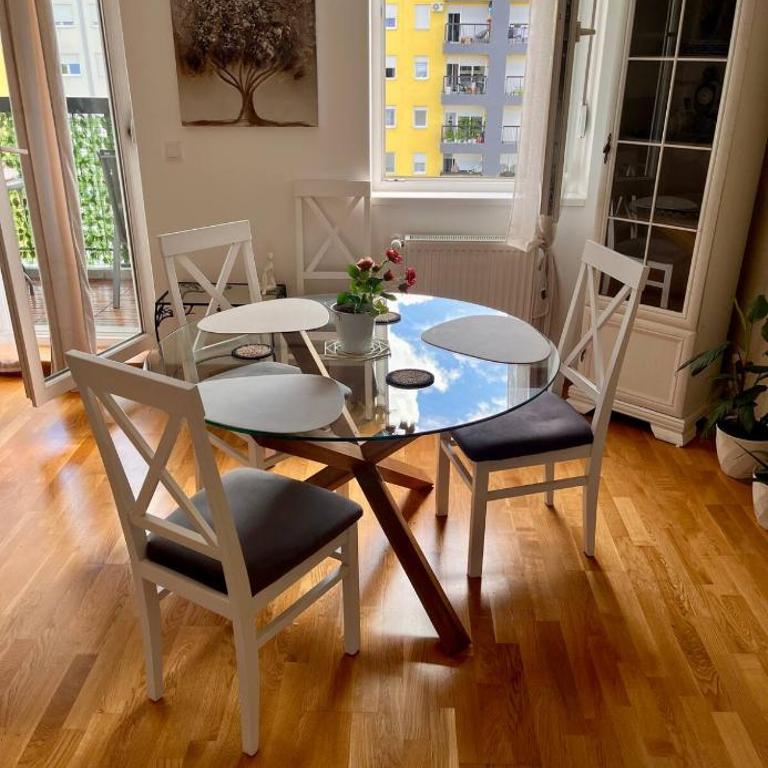 Duke Ellington apartman, free parking netflix - One-Bedroom Apartment - 5