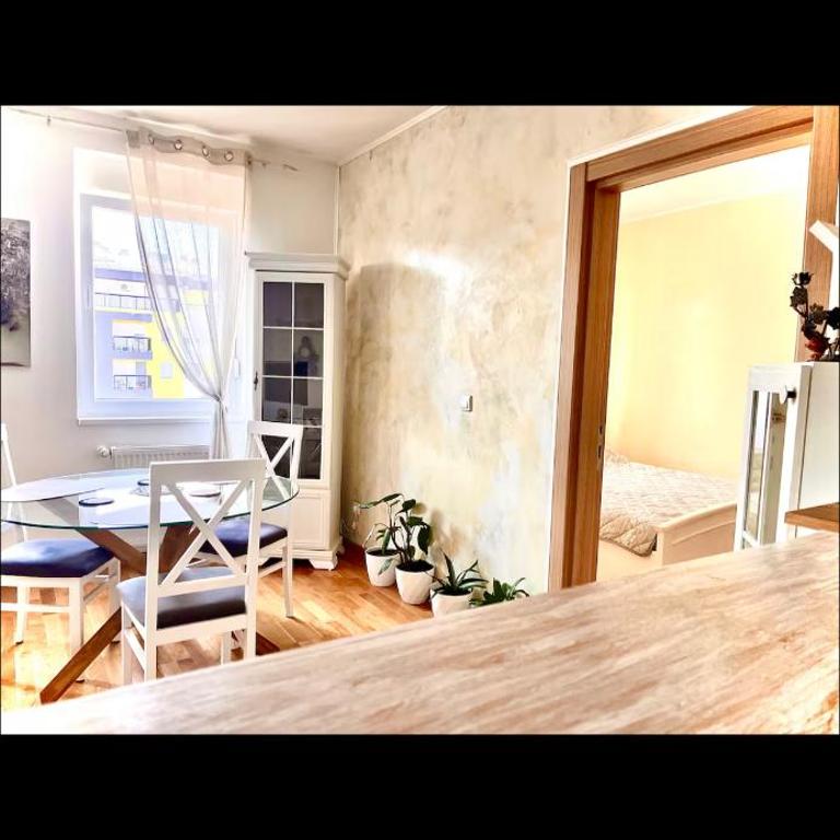 Duke Ellington apartman, free parking netflix - One-Bedroom Apartment - 22