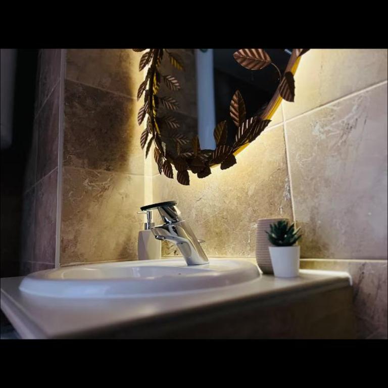 Duke Ellington apartman, free parking netflix - One-Bedroom Apartment - 25