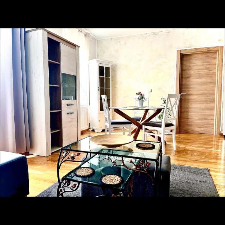 Duke Ellington apartman, free parking netflix - One-Bedroom Apartment - 38