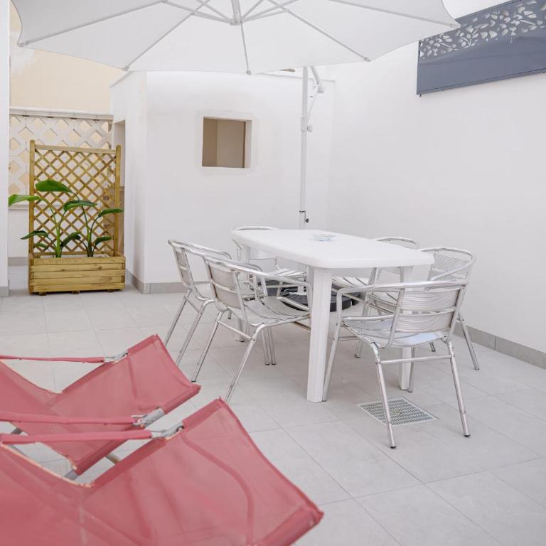 Mancaversa, Casa Vacanze delle Rose e del Mare - Appartamento con 2 Camere da Letto - 3