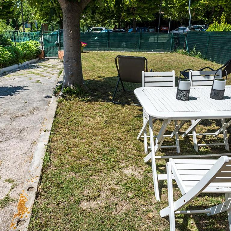 S177 - Sirolo, trilocale in centro con giardino - Two-Bedroom Apartment - 2