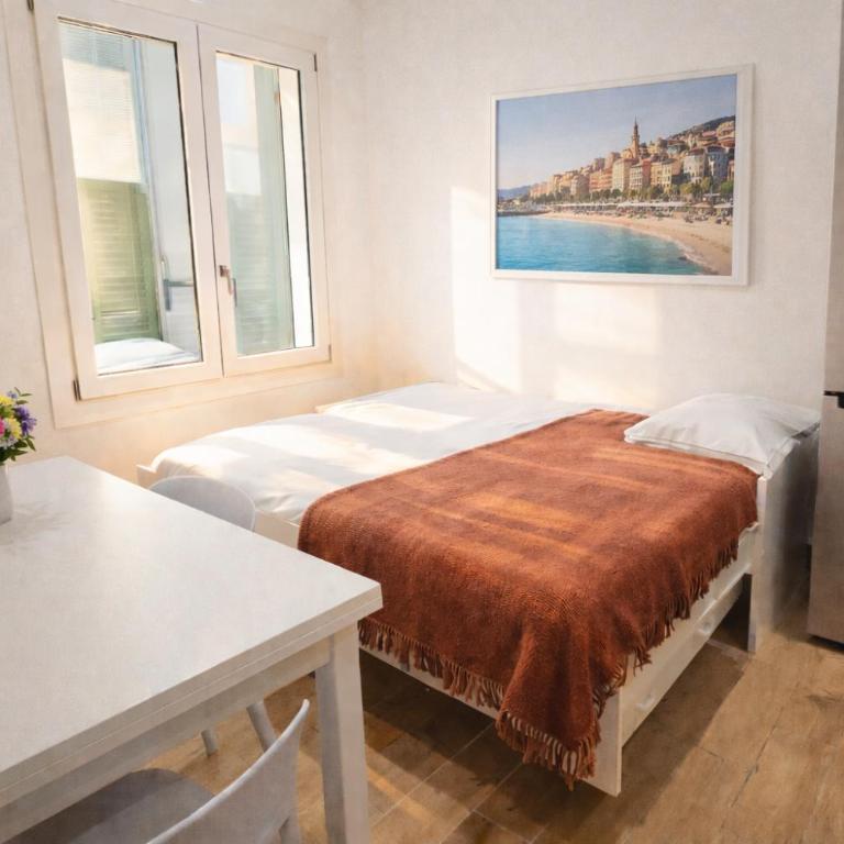 Comfortable 1-Bedroom Central Menton - Appartement - 10