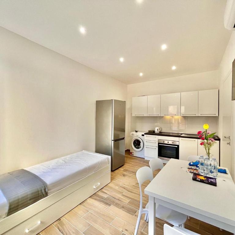 Comfortable 1-Bedroom Central Menton - Appartement - 3