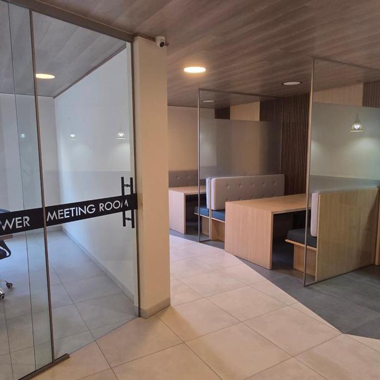 Apartamentos de lujo HS TOWERS - One-Bedroom Apartment - 40