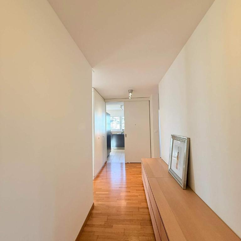 178 Good location spacious and free parking included - Apartment - 7