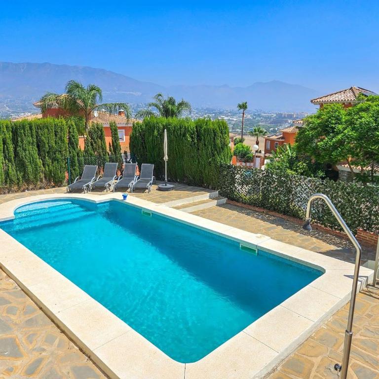 5 bed villa with pool in Cerros de Aguila - Villa con piscina privada - 2
