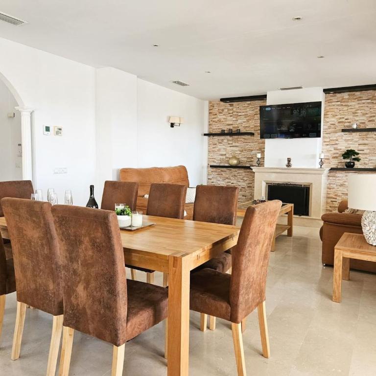 5 bed villa with pool in Cerros de Aguila - Villa con piscina privada - 15
