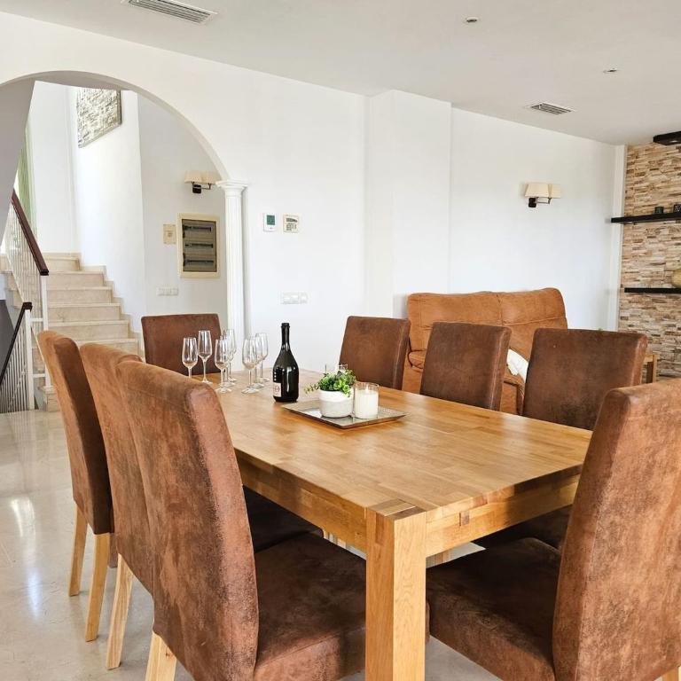 5 bed villa with pool in Cerros de Aguila - Villa con piscina privada - 18