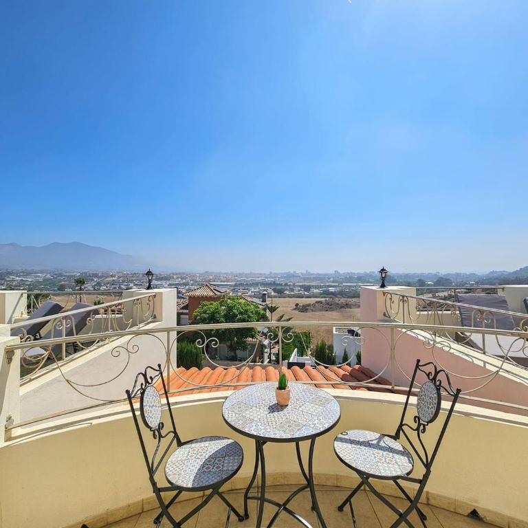 5 bed villa with pool in Cerros de Aguila - Villa con piscina privada - 50