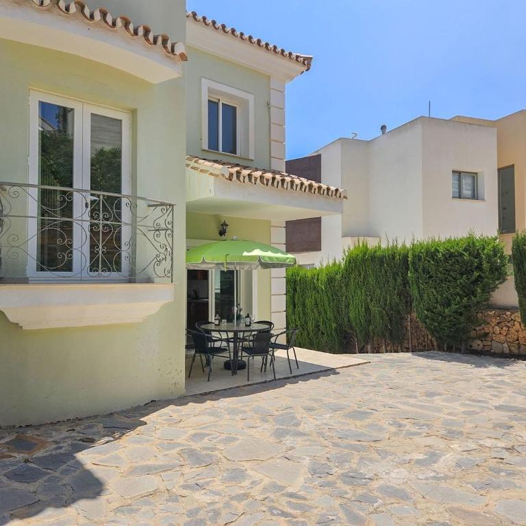 5 bed villa with pool in Cerros de Aguila - Villa con piscina privada - 55