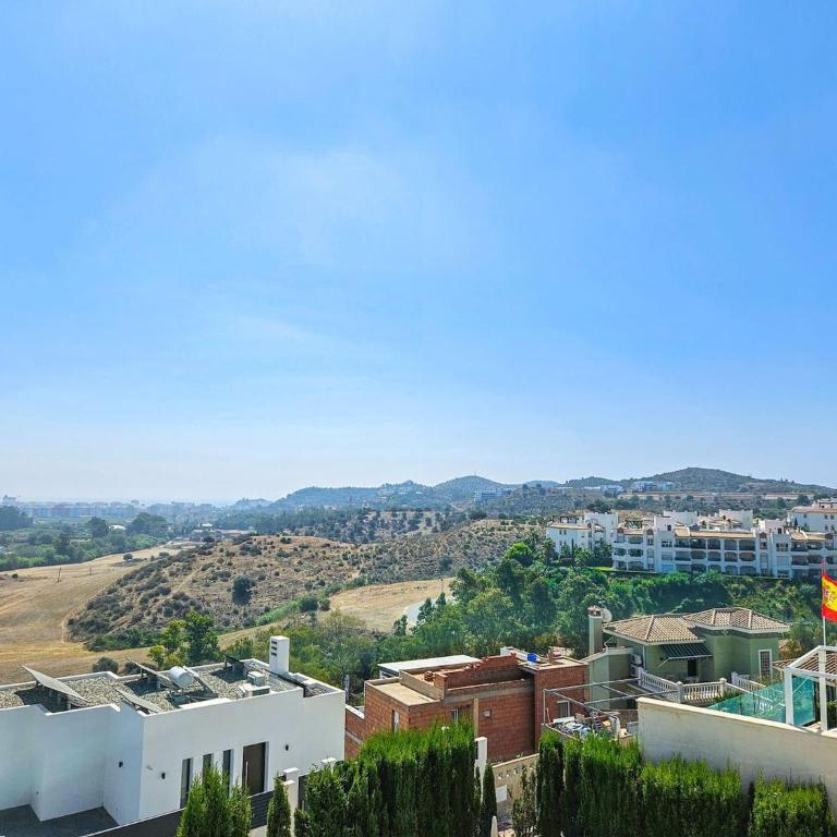 5 bed villa with pool in Cerros de Aguila - Villa con piscina privada - 68