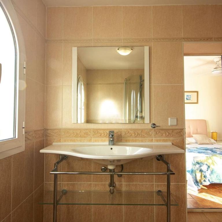 Townhouse with rooftop terrace La Cala de Mijas - Casa Unifamiliar de 2 dormitorios - 20