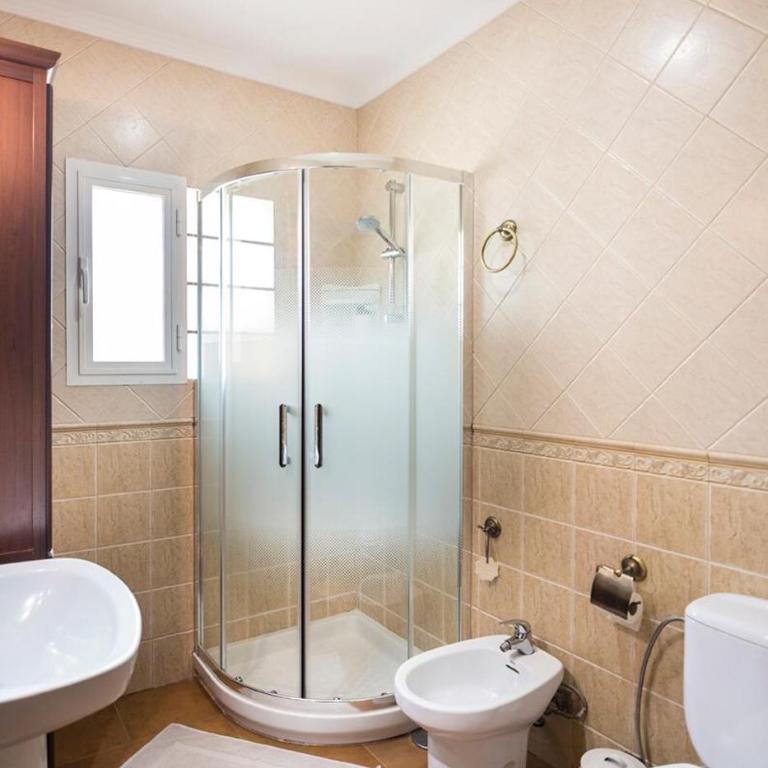 Hogar Lowill - Casa Vacacional de 3 dormitorios - 16