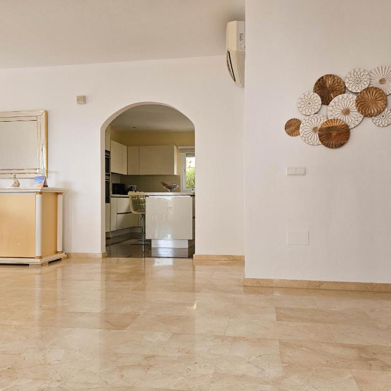 Villa with private pool near La Cala Golf Resort - Villa con piscina privada - 17