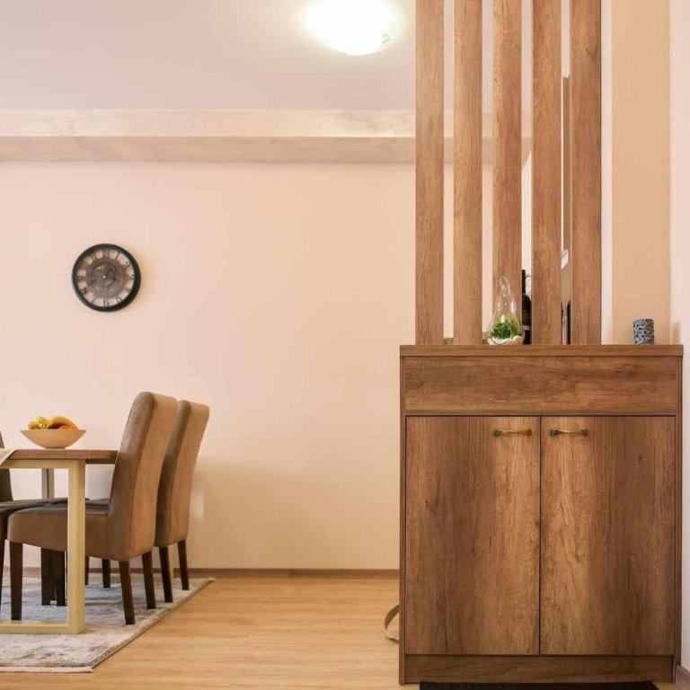 Feniks Apartmani Zlatibor - One-Bedroom Apartment with Balcony - 3