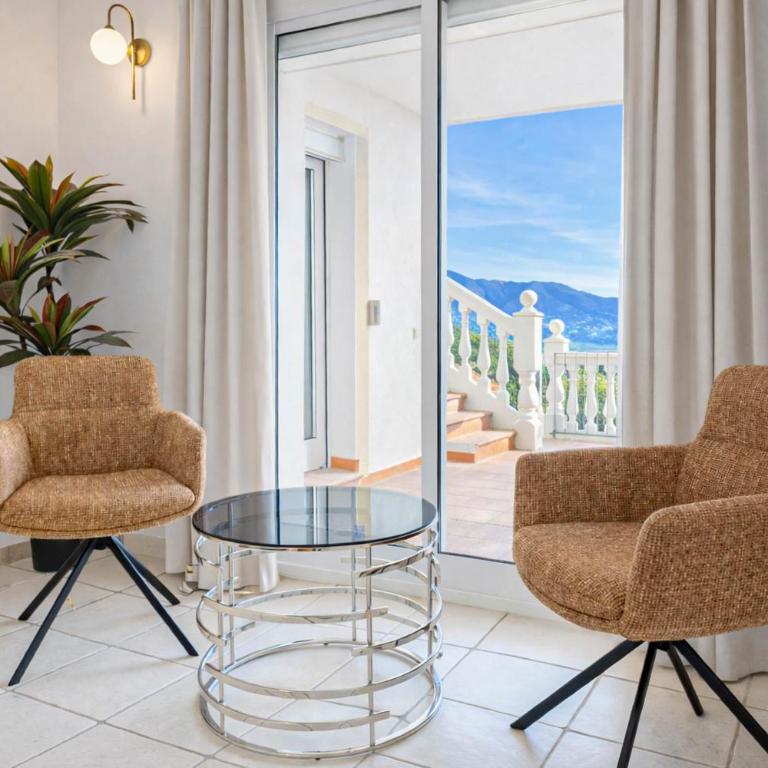 Villa with private pool near La Cala Golf Resort - Villa con piscina privada - 45