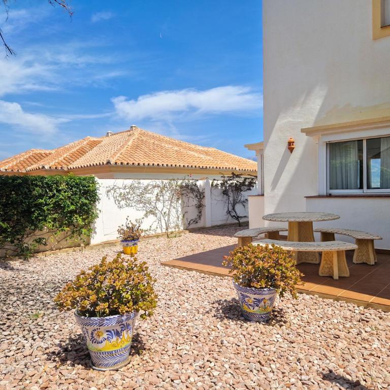 Villa with private pool near La Cala Golf Resort - Villa con piscina privada - 58