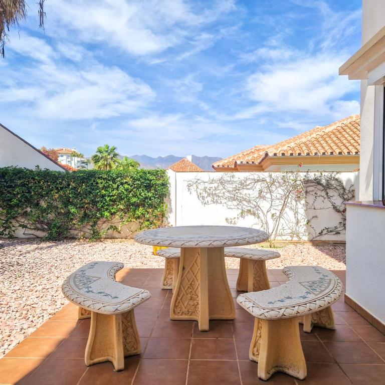 Villa with private pool near La Cala Golf Resort - Villa con piscina privada - 62