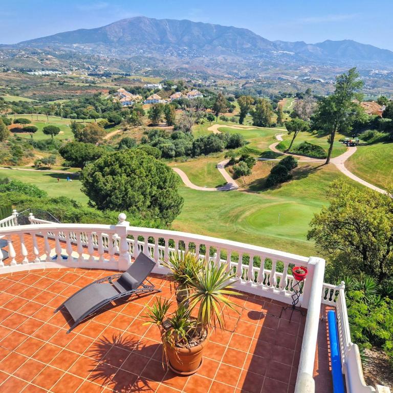 Villa with private pool near La Cala Golf Resort - Villa con piscina privada - 65