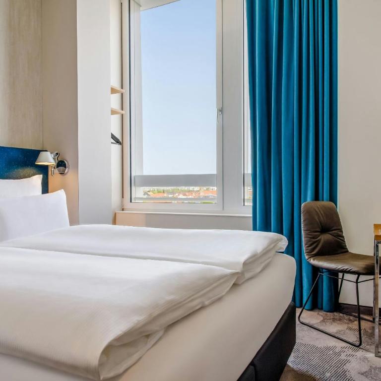 Motel One München-Campus - Standard Doppelzimmer - 2