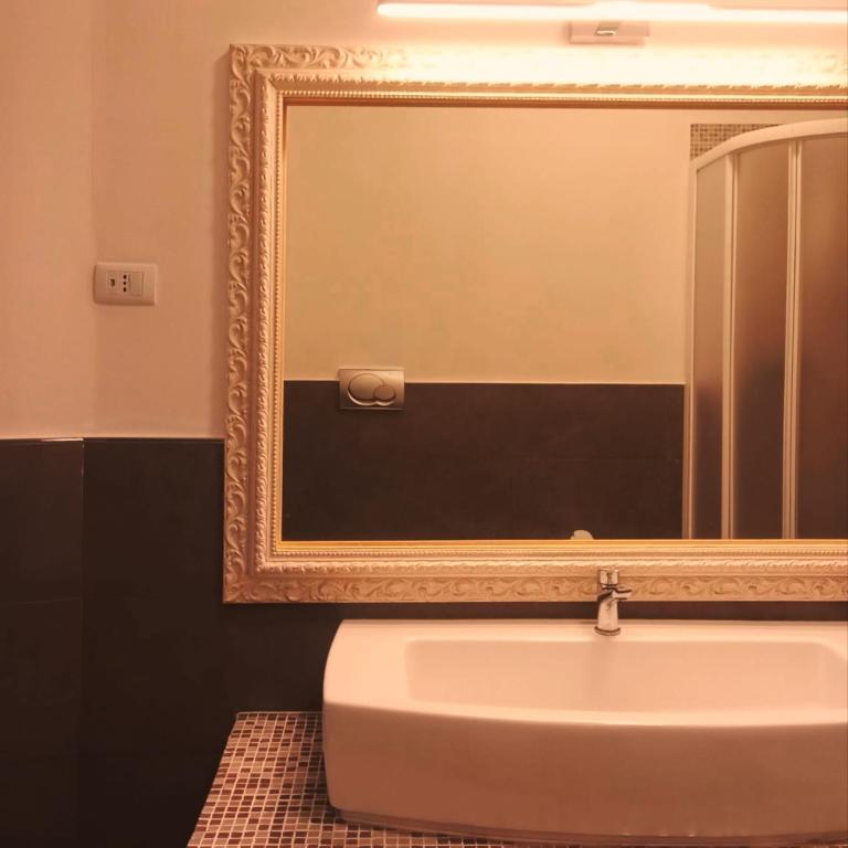 Civico 91 Apartment - Three-Bedroom Apartment with Balcony - 13