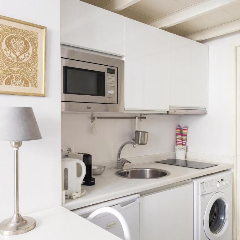 Sevilla Home Center - Apartamento Dúplex (2 adultos) - 12