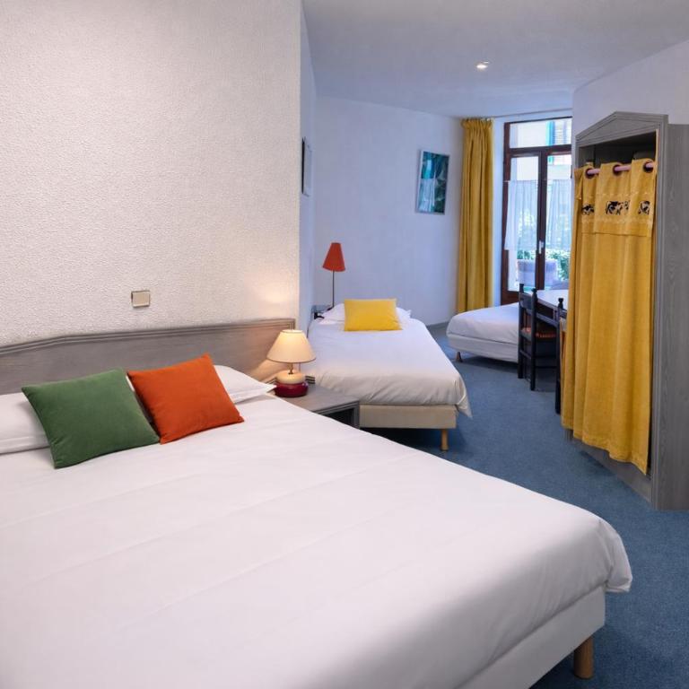 Logis Hôtel de Genève et Restaurant , Faverges-Seythenex - Chambre Quadruple Supérieure - 2