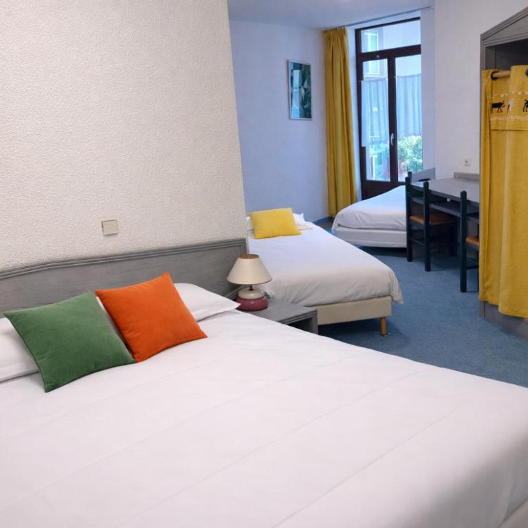 Logis Hôtel de Genève et Restaurant , Faverges-Seythenex - Chambre Quadruple Supérieure - 4