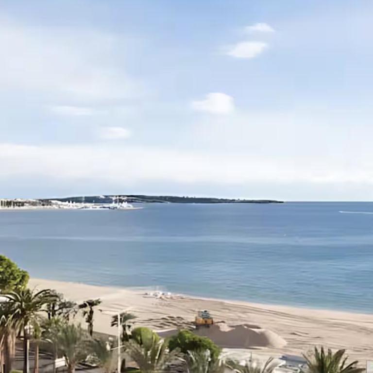Croisette Top Floor 2BR with Bay View Balcony - Appartement 2 Chambres - 1