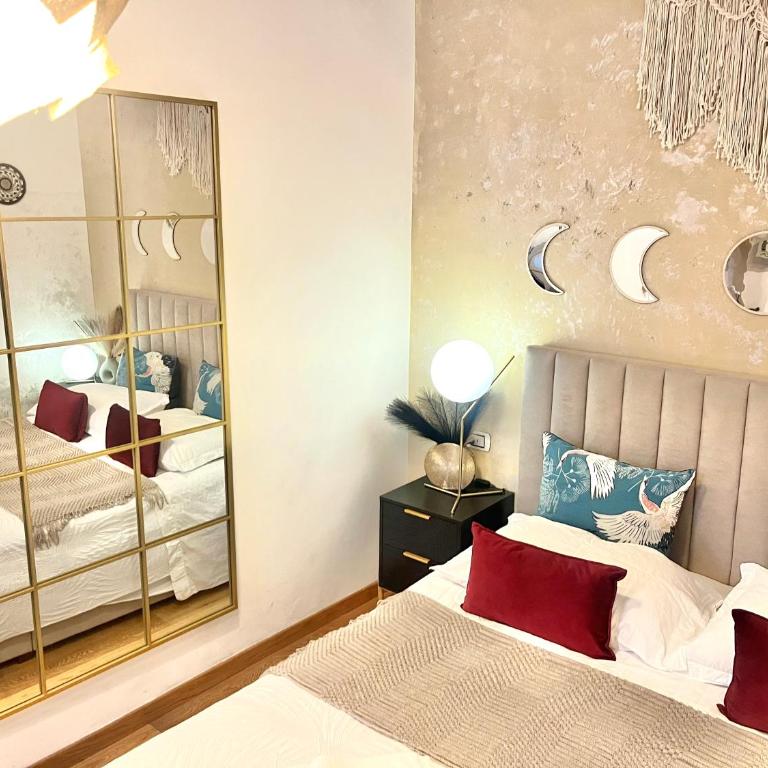 The Smallest Hostel of Florence - Camera Matrimoniale con Bagno Privato Esterno - 46