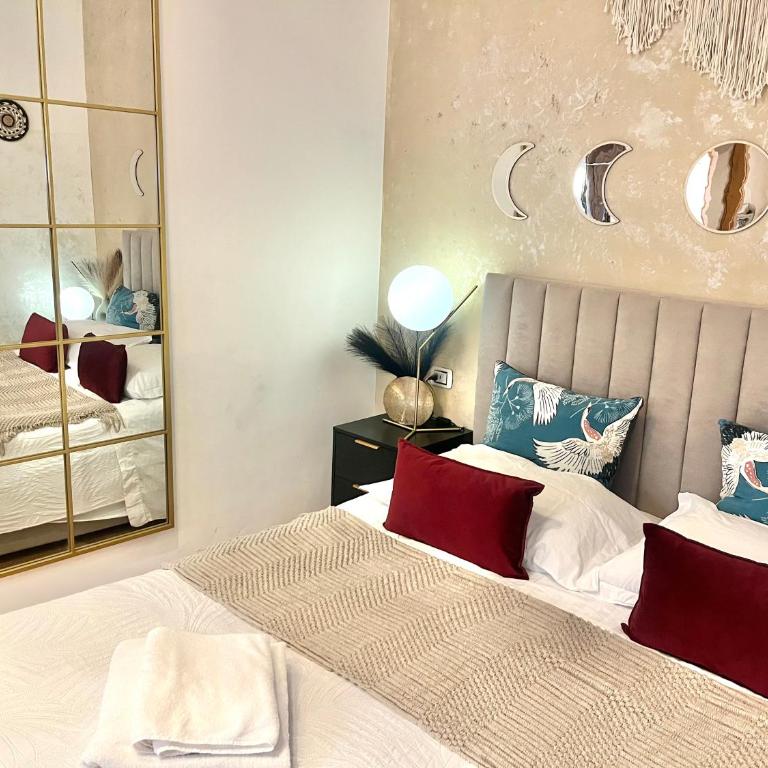 The Smallest Hostel of Florence - Camera Matrimoniale con Bagno Privato Esterno - 53