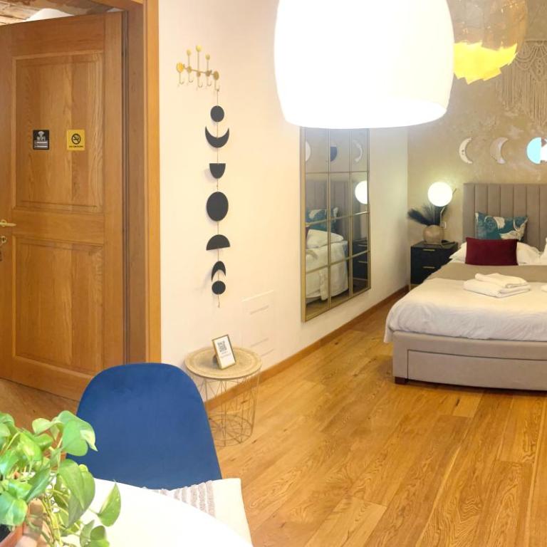 The Smallest Hostel of Florence - Camera Matrimoniale con Bagno Privato Esterno - 50