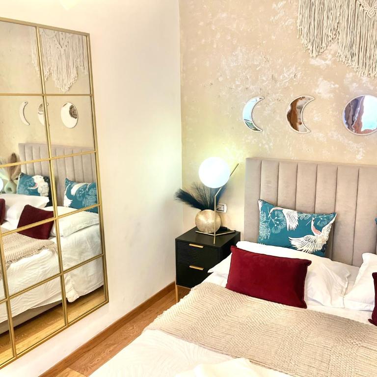 The Smallest Hostel of Florence - Camera Matrimoniale con Bagno Privato Esterno - 56