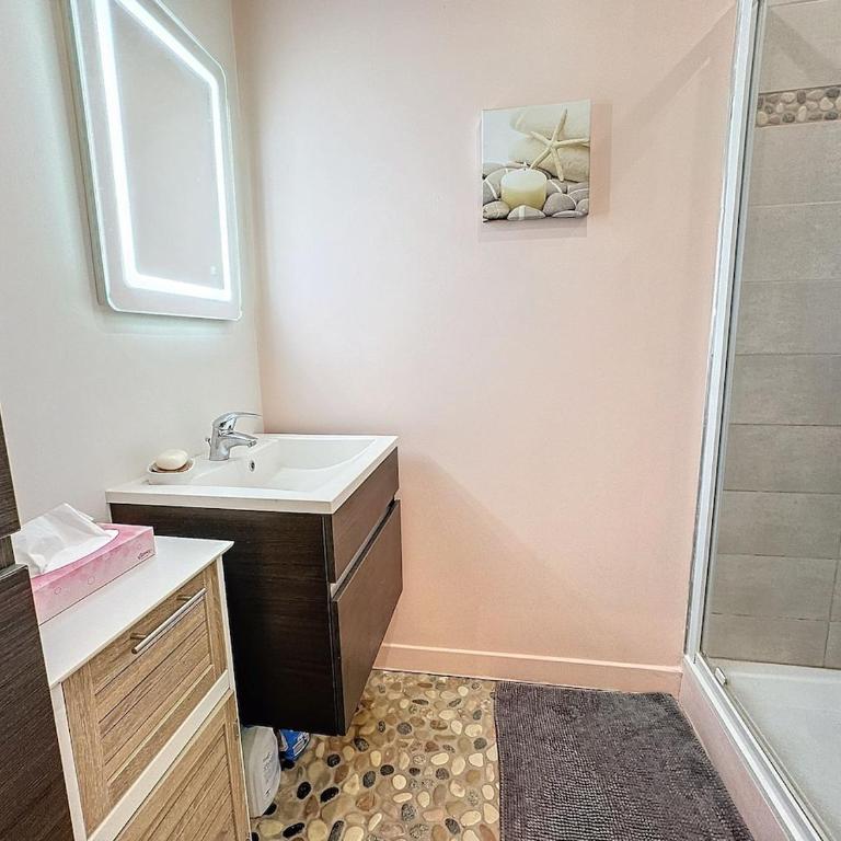 Alexandra - one bedroom, Palais 25 min walk - Apartment mit 1 Schlafzimmer - 2