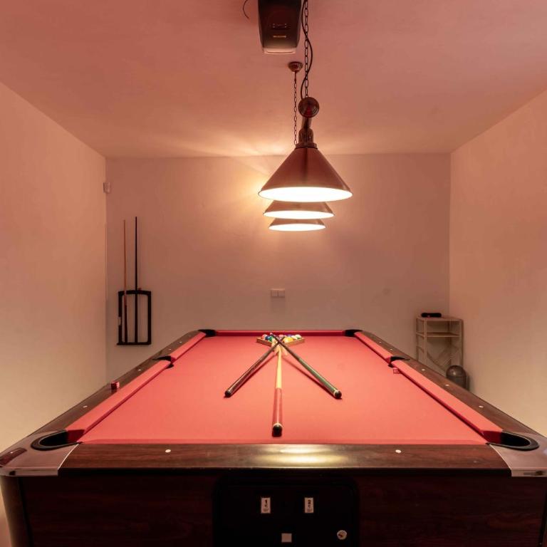 106 Private Luxury Villa, Heated Pool & Sauna - Villa Deluxe - 39