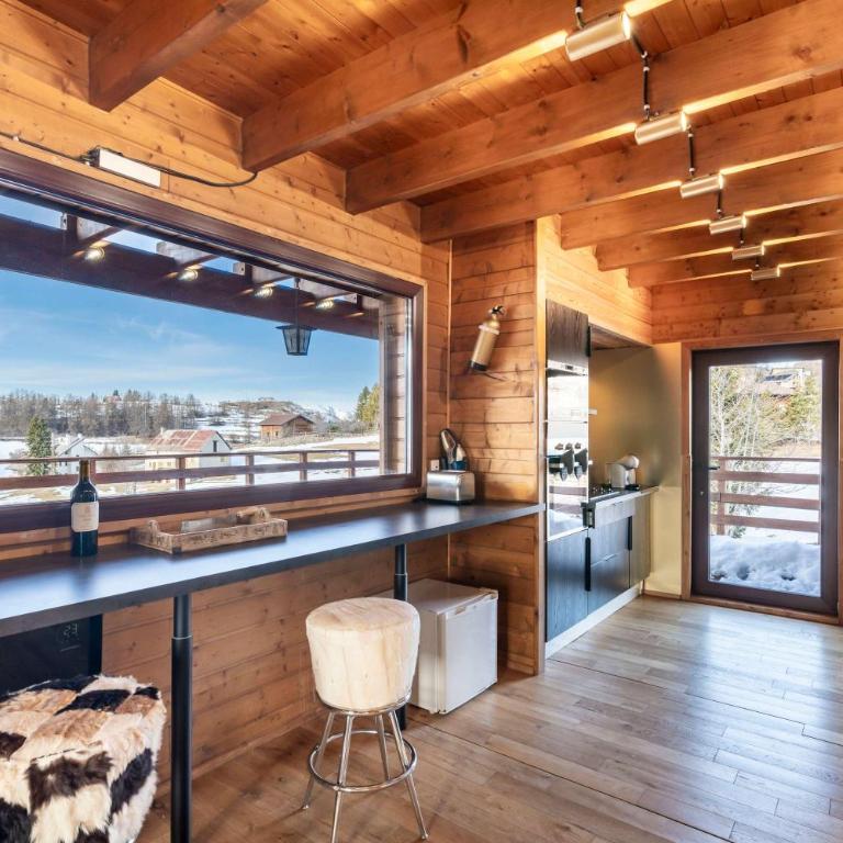 Chalet Massada # Luxe, Piscine & Jacuzzi - Vue Panoramique - Valberg - Chalet - 17