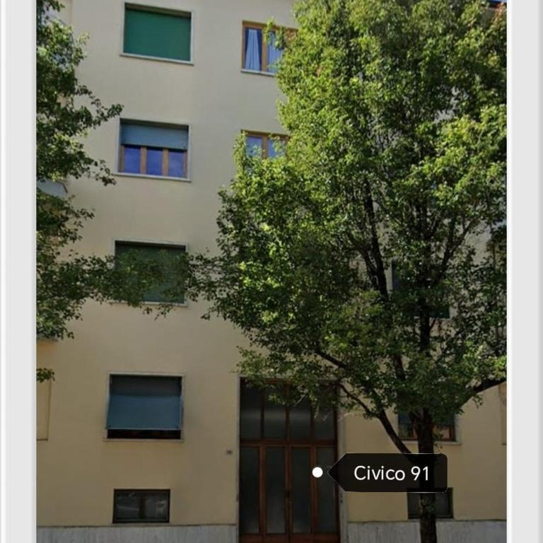 Civico 91 Apartment - Three-Bedroom Apartment with Balcony - 2