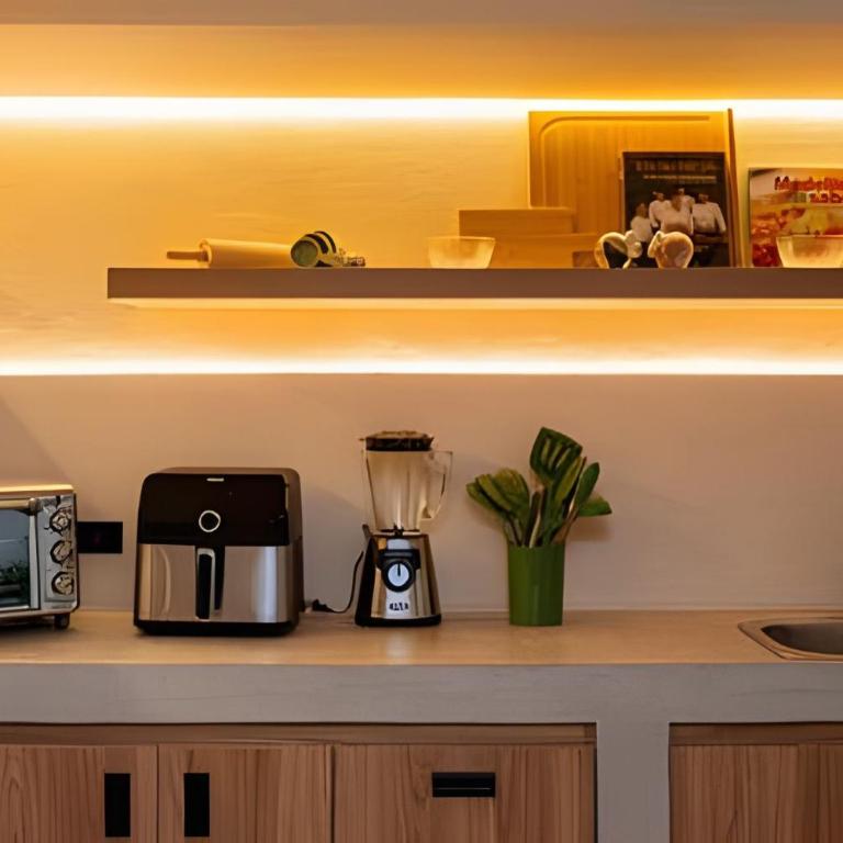 Luxury House in Provenza Htd Pool, Jacuzzi, BBQ, Pool - Vacation Home - 53